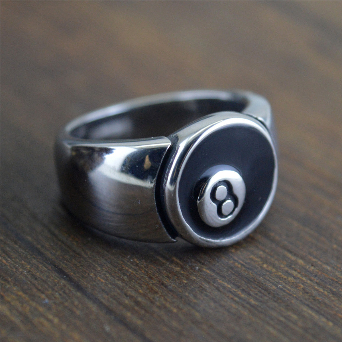 8-ball Ring